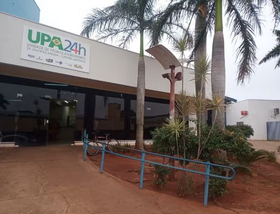 Medida prevê ações preventivas, reforço na segurança e punições diante de agressões nas unidades de saúde