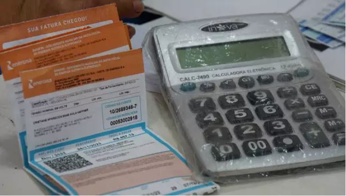 Desatualização no CadÚnico pode excluir milhões da tarifa social de energia