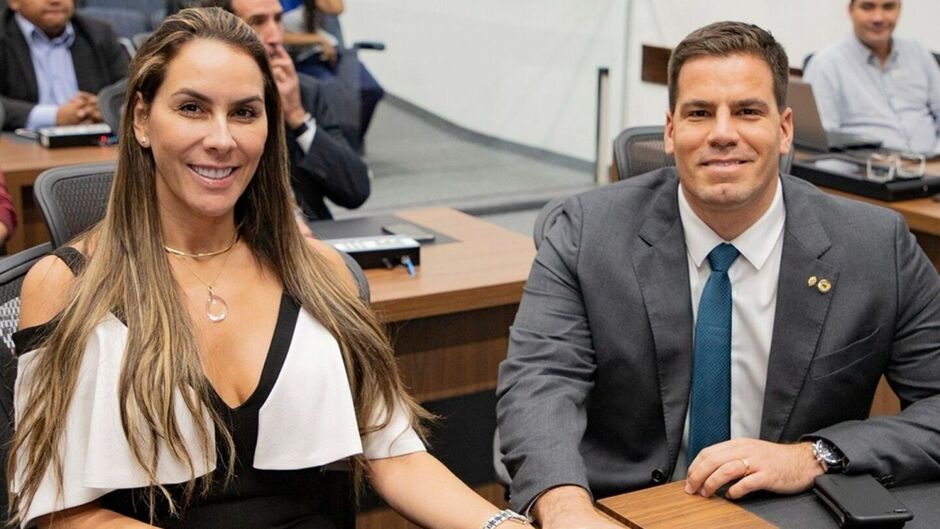 Agência ligada à esposa de Contar recebe verba do PL enquanto não é localizada pela Justiça