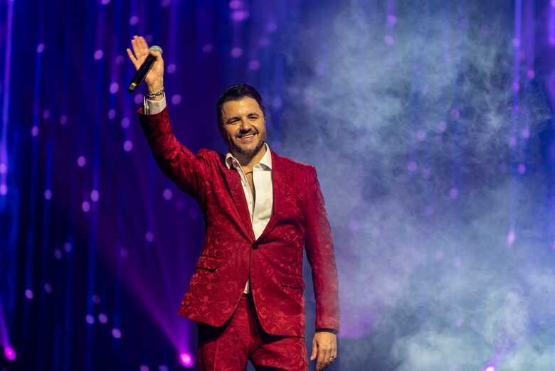 Com ingressos quase esgotados, Manieri se prepara para show em Campo Grande