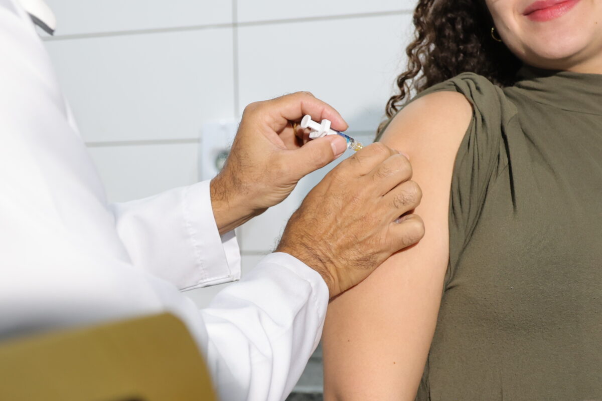 Vacina contra Chikungunya registra baixa procura e Prefeitura alerta população