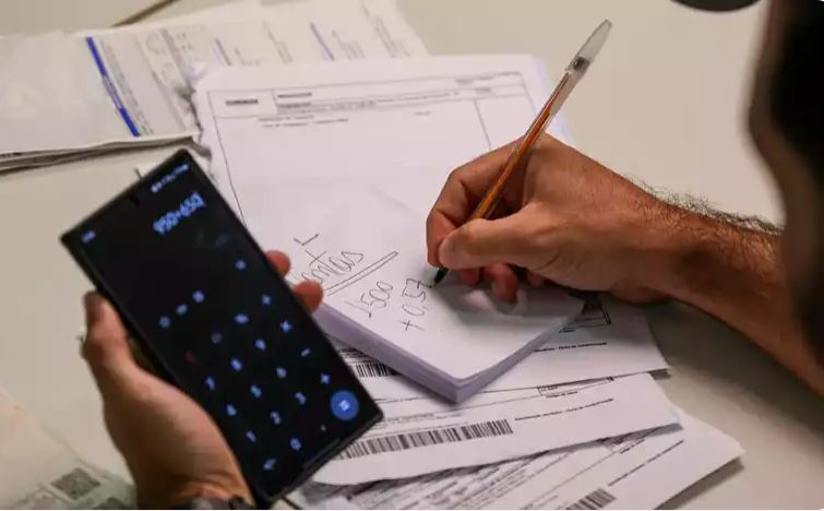 Com precatórios, governo tem maior déficit para meses de março