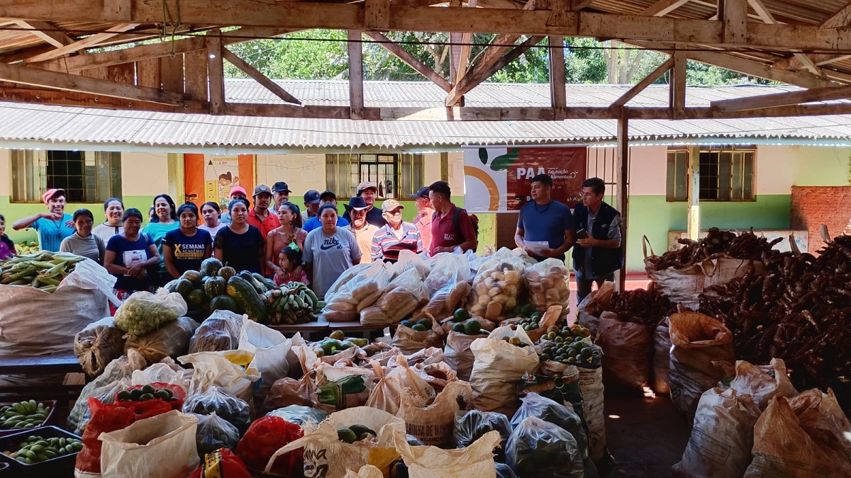 Em mais uma entrega do PAA, famílias indígenas recebem 10 toneladas de alimentos