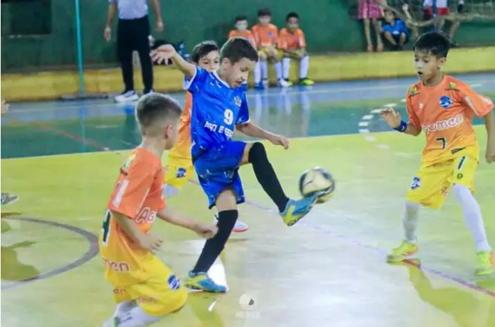 Em Rio Brilhante, rodada final define classificados na Copa Pelezinho Estadual
