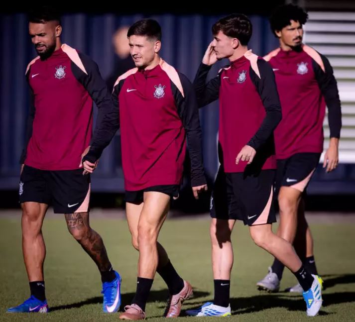 Brasileiros entram em campo fora de casa pela Libertadores nesta quarta-feira